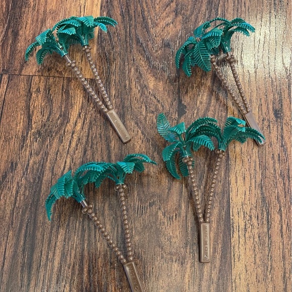 EUC Madagascar Cake Toppers x7 Pieces - Picture 6 of 6